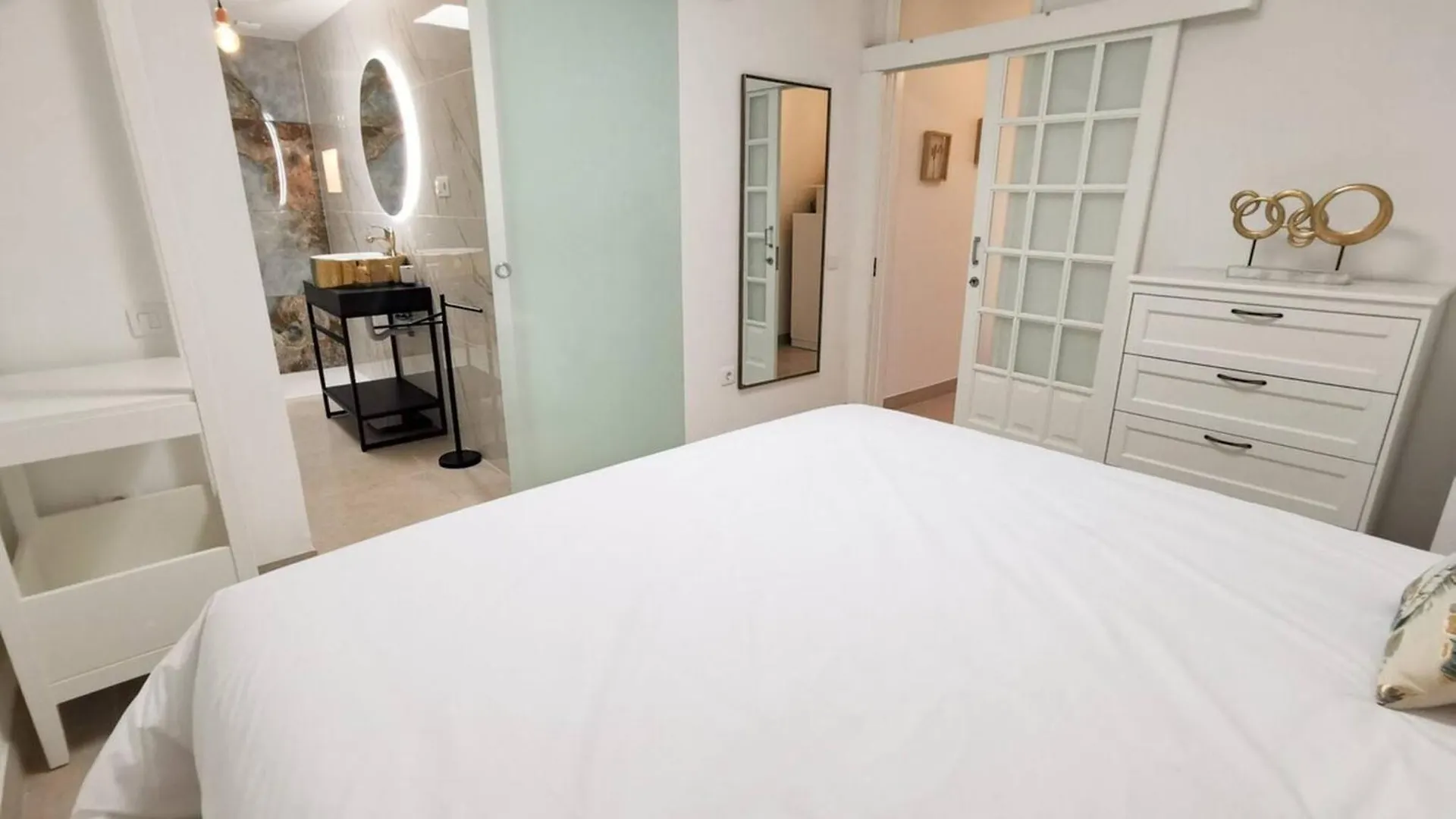 Stylish 2 Bedroom Bungalow By Pride Holiday Rentals 马斯帕洛马斯 度假居